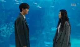 Huyền Thoại Biển Xanh tập 3: Jun Ji Hyun bơi 10 ngàn cây số tìm chồng Lee Min Ho